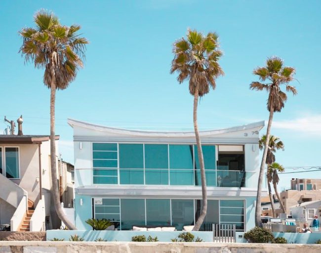 Making Luxury Beach Home Buying Easy