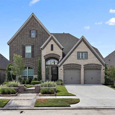 Purchasing A Garage Door