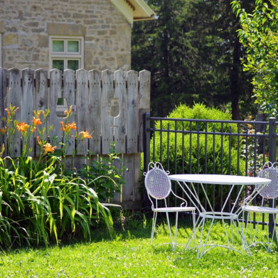 Modern Fencing Options for Your Small Garden