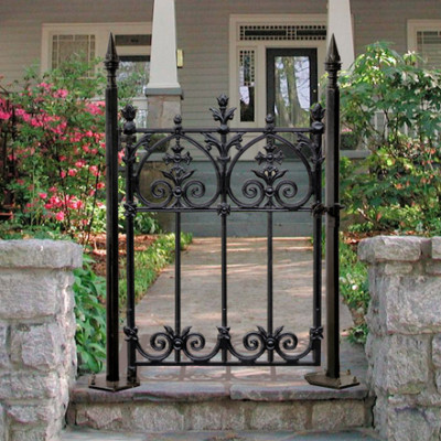 4 Iron Gate Shopping Tips
