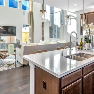 How To Use Home Decor As a Selling Point
