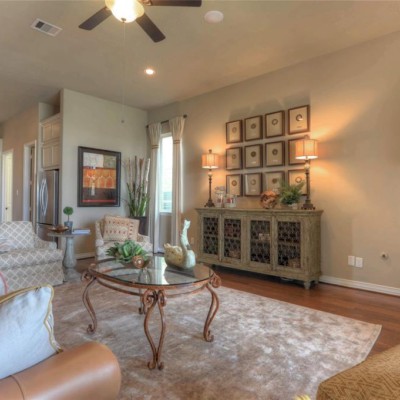Make your Small Living Room Look Cozy