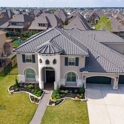 Hiring Roofing Companies