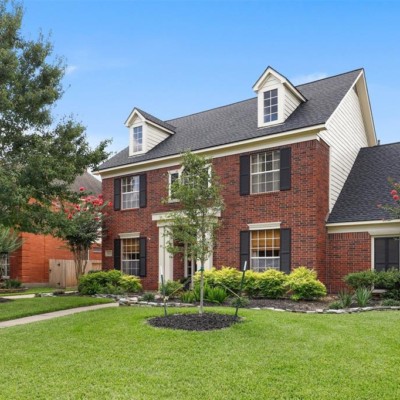 Easy Guide to Choosing a Roofing Company