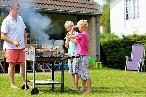 Buy The Kamado Joe Classic