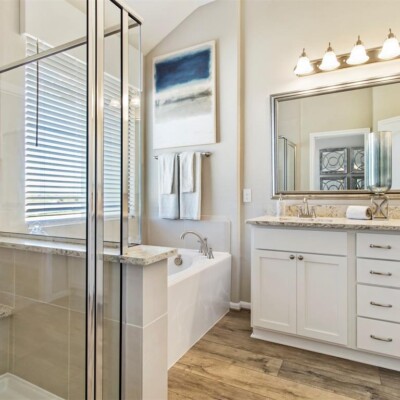 Make Your Small Bathroom Appear Bigger