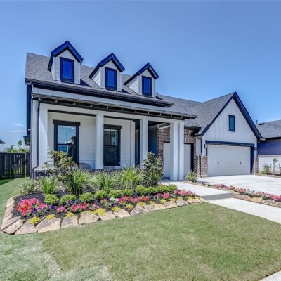 Professional to Pressure Wash My Home