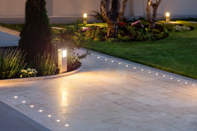 Outdoor Travertine Pavers