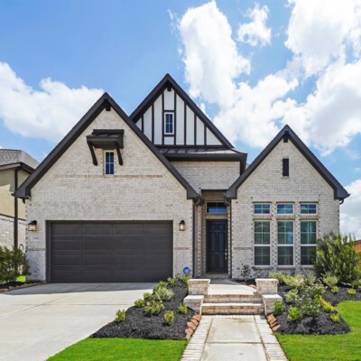 Benefits of Buying a New Garage Door