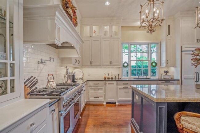 Why Custom Kitchen Cabinets?