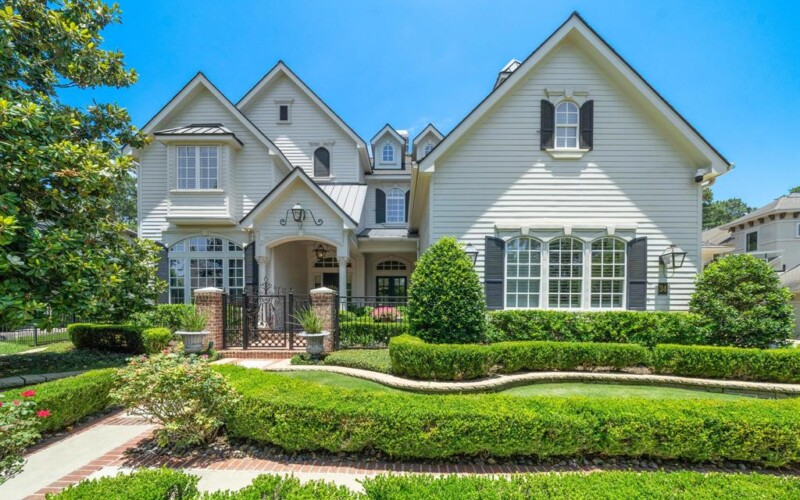 Enhancing Your Home’s Exterior: Roofing, Decking, and Painting