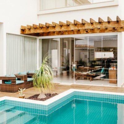 Enhancing Outdoor Aesthetics with a Pergola