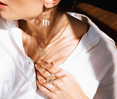 5 Timeless Jewelry Pieces