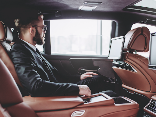 Hire Reliable Chauffeur Services