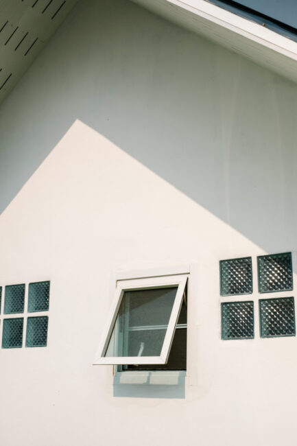 How to Find the Right Awning Window Parts