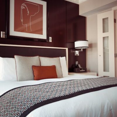 Bedding Essentials for a Stylish Bedroom