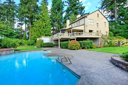How Your Backyard is Transformed with a Pool Contractor