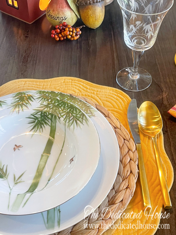 Casual Fall Tablescape