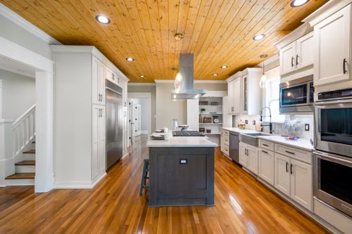 Floor-to-Ceiling Cabinets